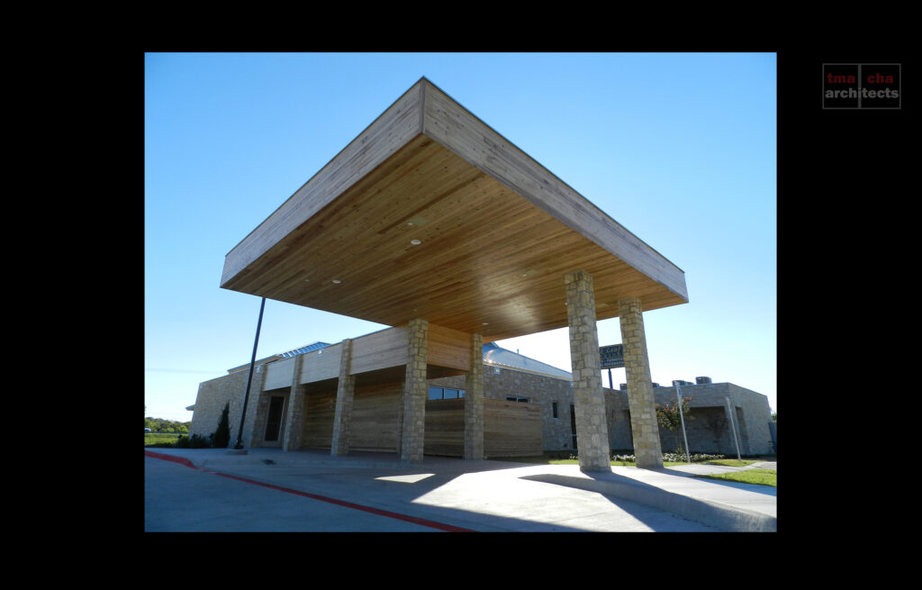 Architecture Ambulatory Surgery Center Overhang