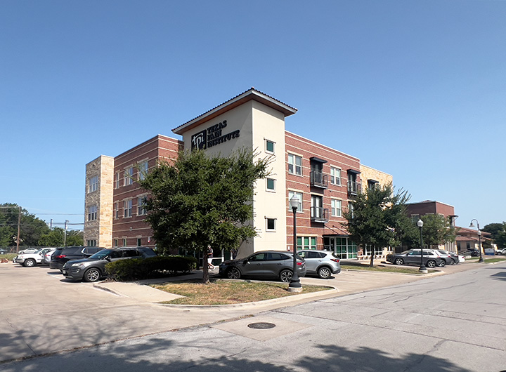 Architecture Medical Offices Apartments on Second Floor