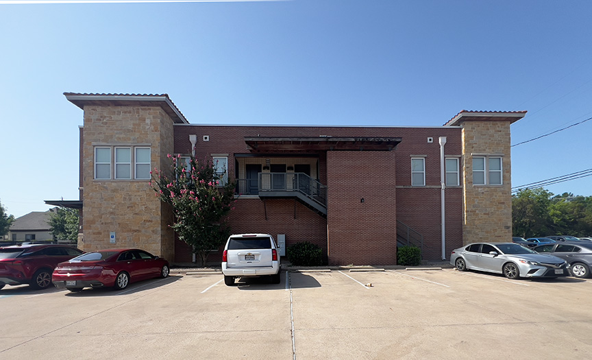 Medical Building with Apartments Fort Worth TX